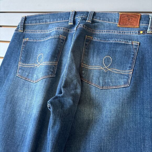 Lucky Brand Sofia Bootcut Jeans Womens 14/32 Blue Denim Stretch Mid-Rise Outdoor - Picture 12 of 13